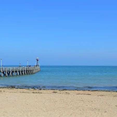 Moderne Avec Terrasse A 500m De La * Courseulles-sur-Mer